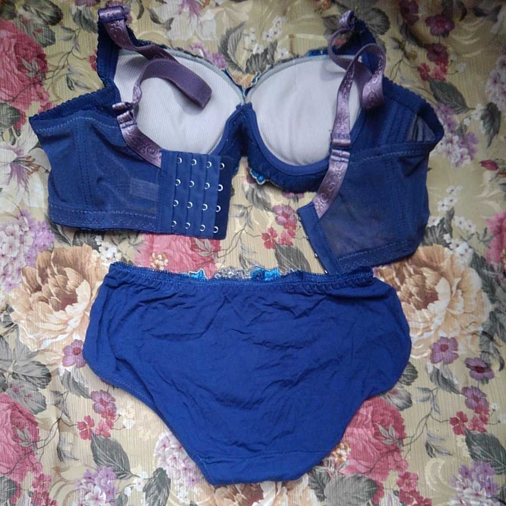 Bra and panties set #100335241