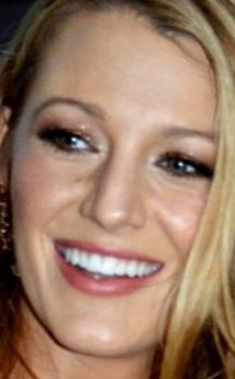 BLAKE LIVELY #96549624