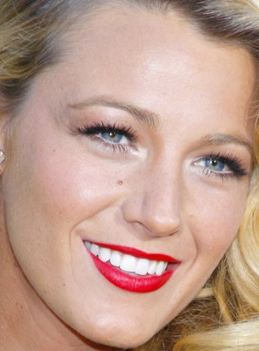 BLAKE LIVELY #96549692