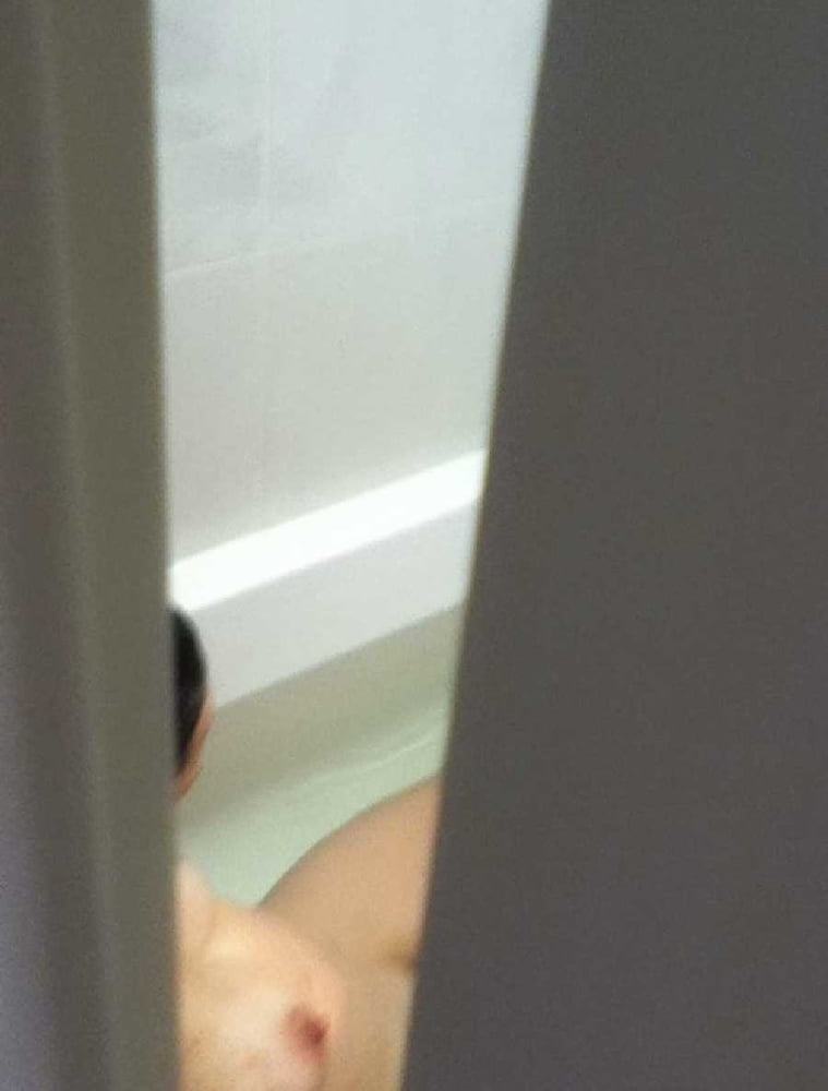 意識していない露出狂の妻たち
 #97354941