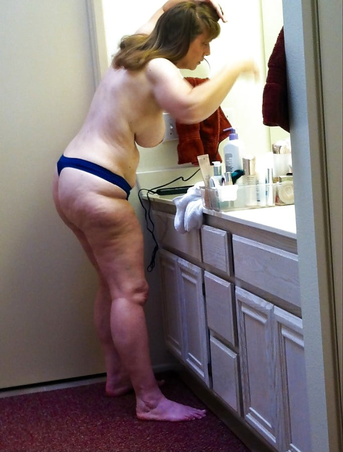 意識していない露出狂の妻たち
 #97354985