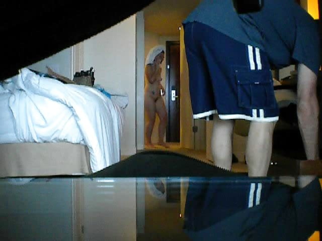 意識していない露出狂の妻たち
 #97355002