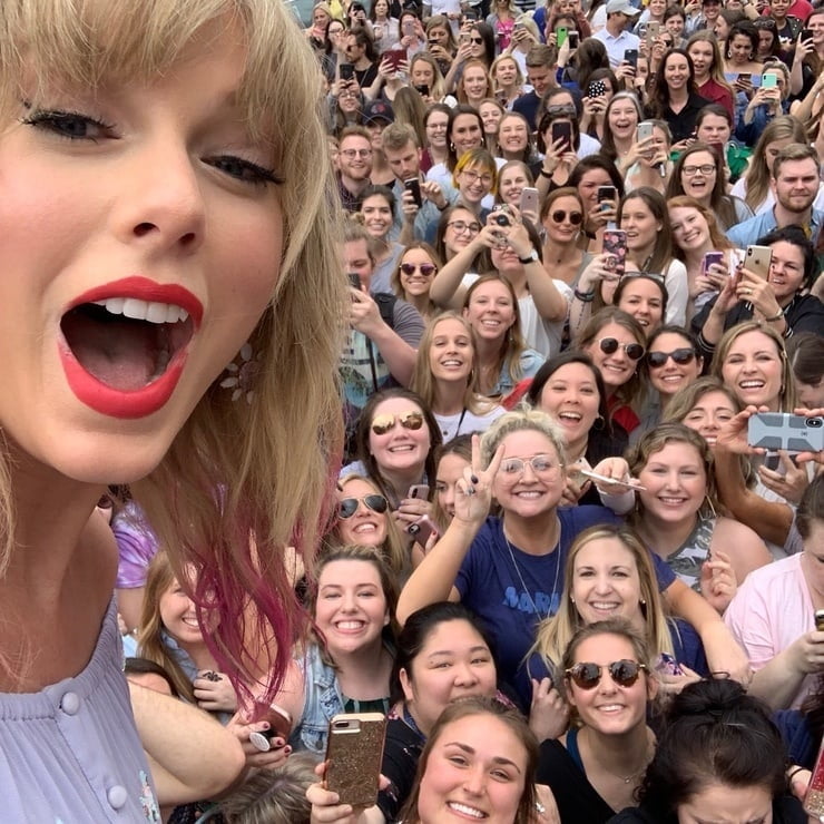 Taylor Swift 2020 #105327101