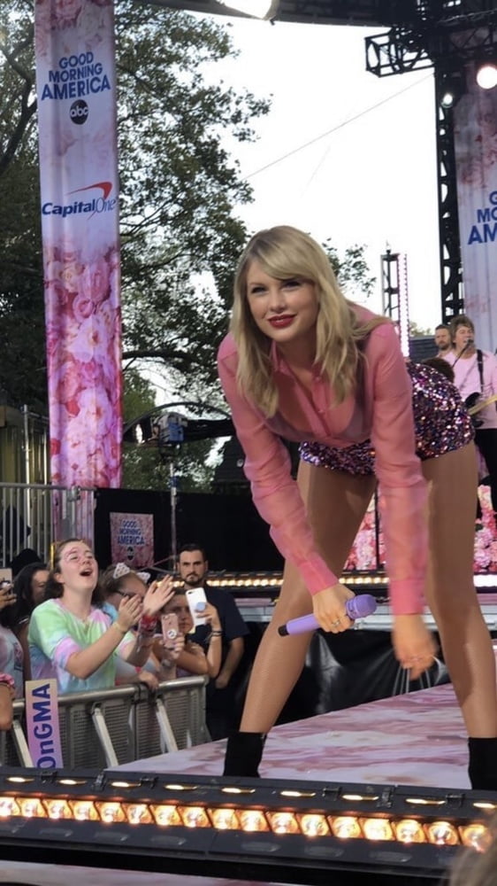 Taylor Swift 2020 #105327166