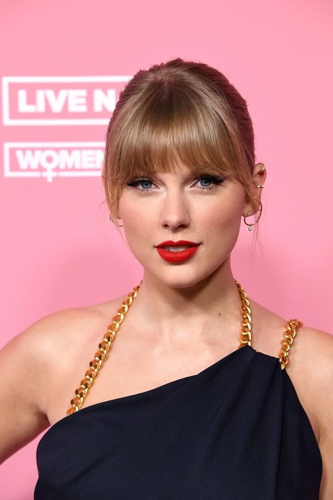 Taylor Swift 2020 #105327762