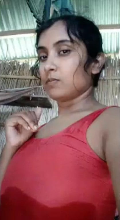 Desi Village Girl Self Clicked pic #90281462