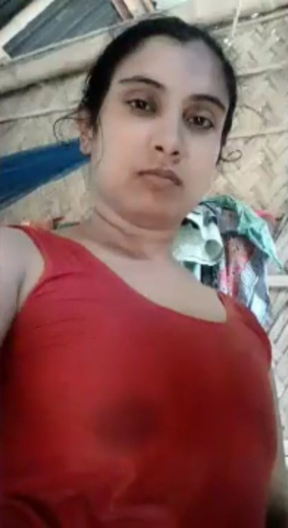 Desi Village Girl Self Clicked pic #90281481