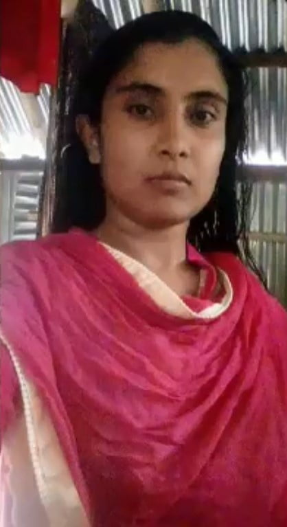 Desi Village Girl Self Clicked pic #90281493