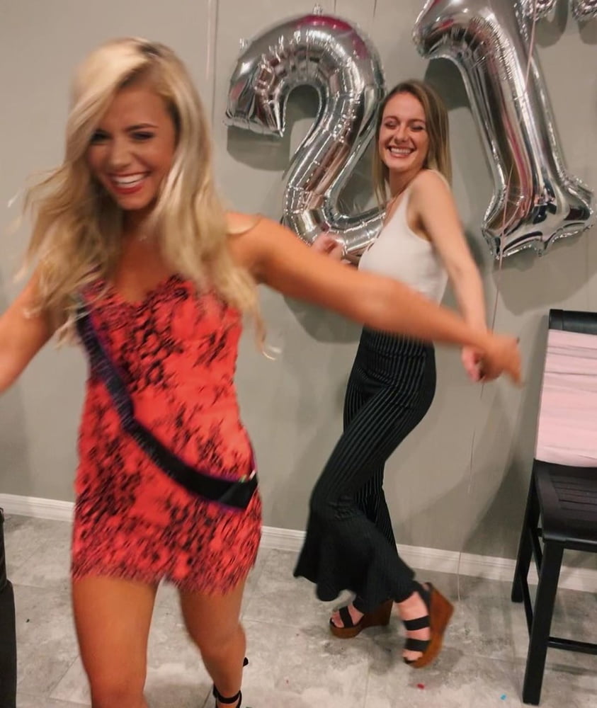 Amateur rubia 84
 #103493375