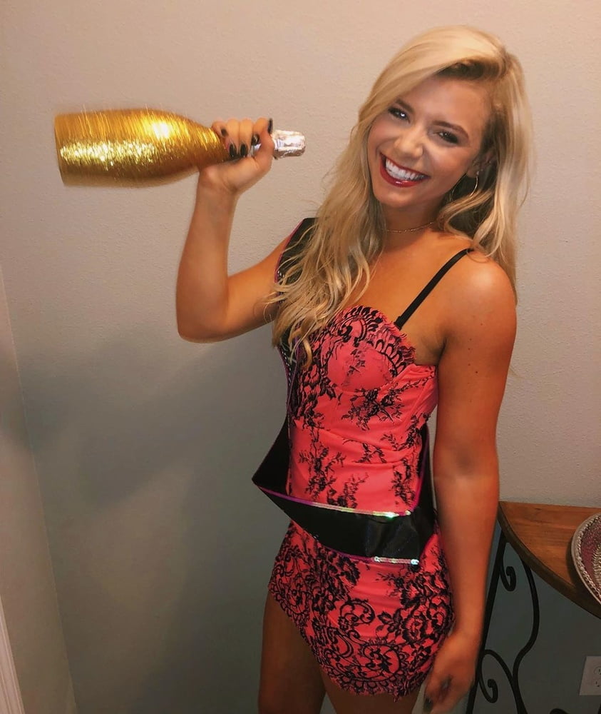 Amateur rubia 84
 #103493387