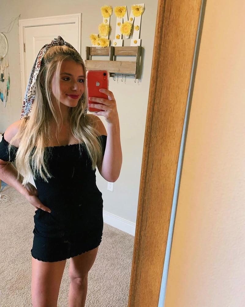 Amateur rubia 84
 #103493400