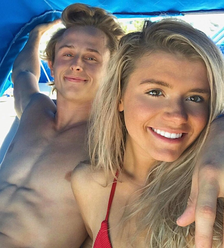 Amateur rubia 84
 #103493476