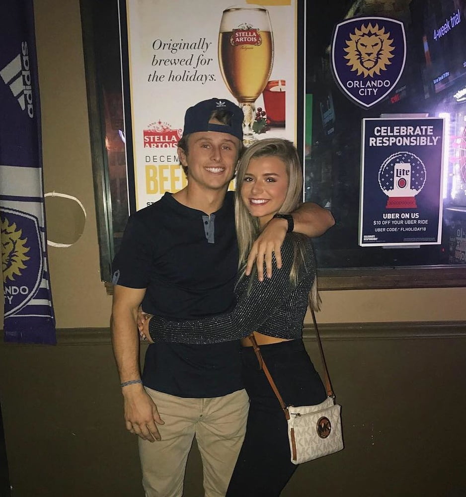 Amateur rubia 84
 #103493486