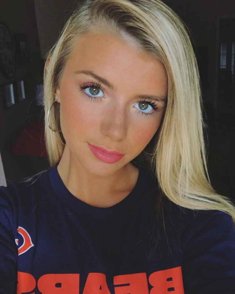 Amateur rubia 84
 #103493516