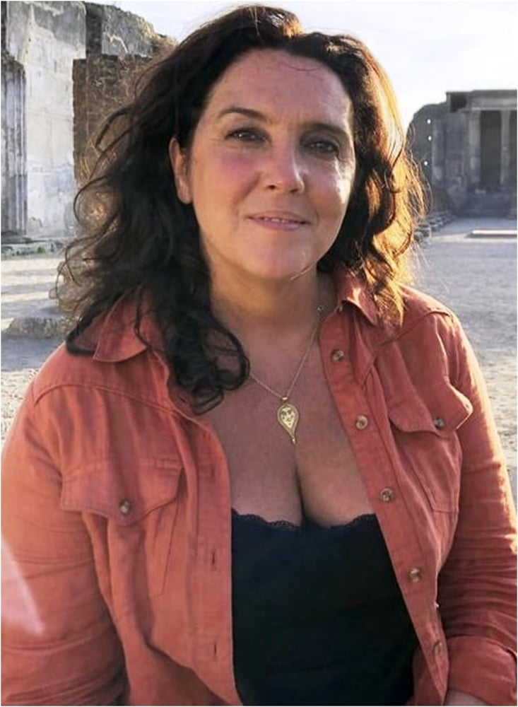 Bettany hughes, plus beaux seins à la télé
 #81980787