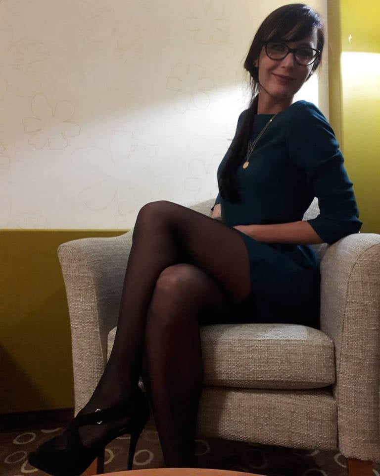 Sexy ragazze ungheresi in tacchi e calze di nylon #3
 #90748517