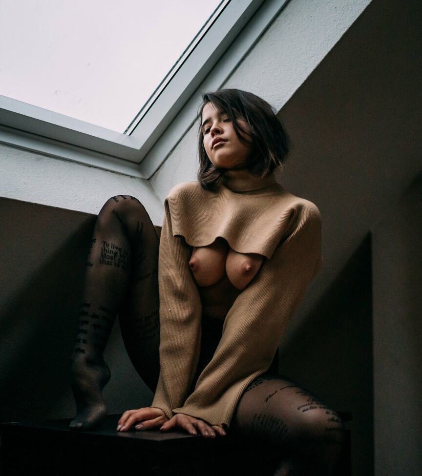 Yoana Nikolova desnuda #108561775