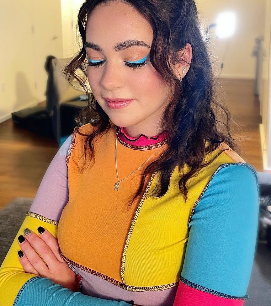 Mary Mouser desnuda #108228843