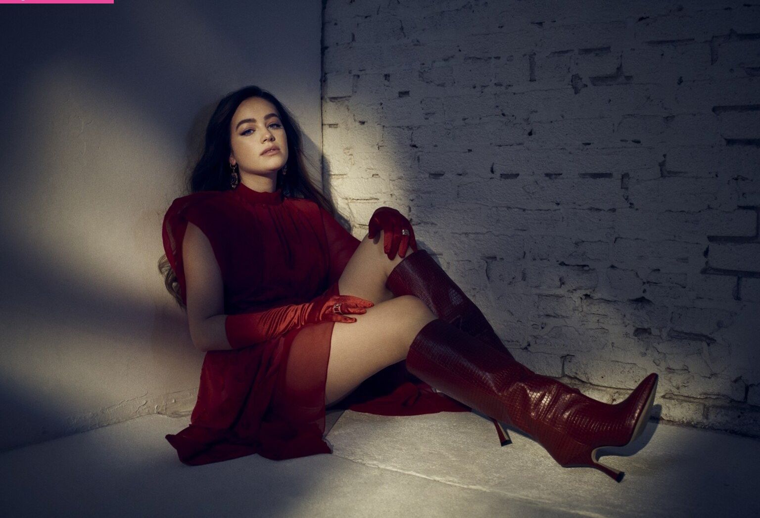 Mary Mouser desnuda #108228867