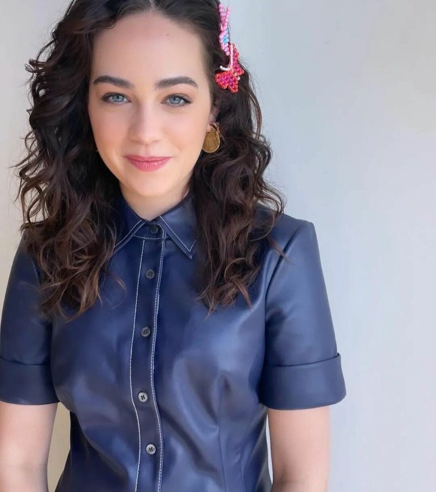 Mary Mouser desnuda #108228869