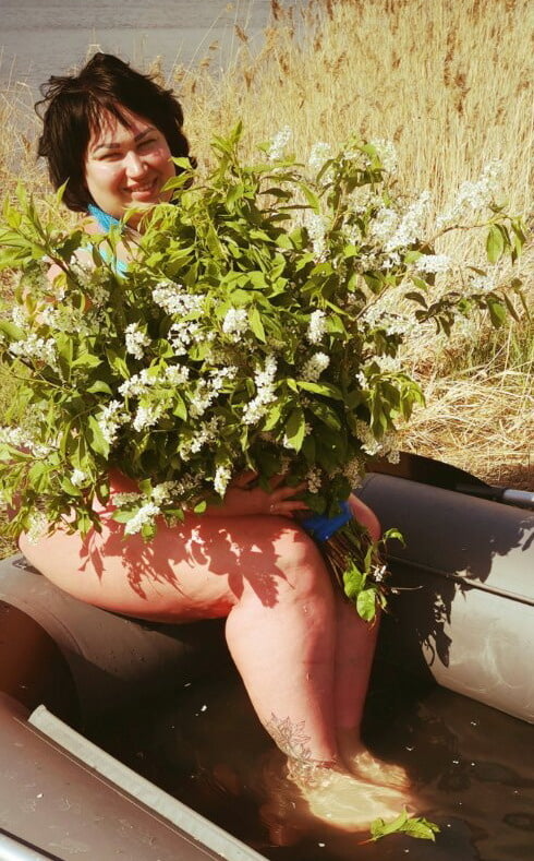 Full thighs in the mini 1439 #97246950