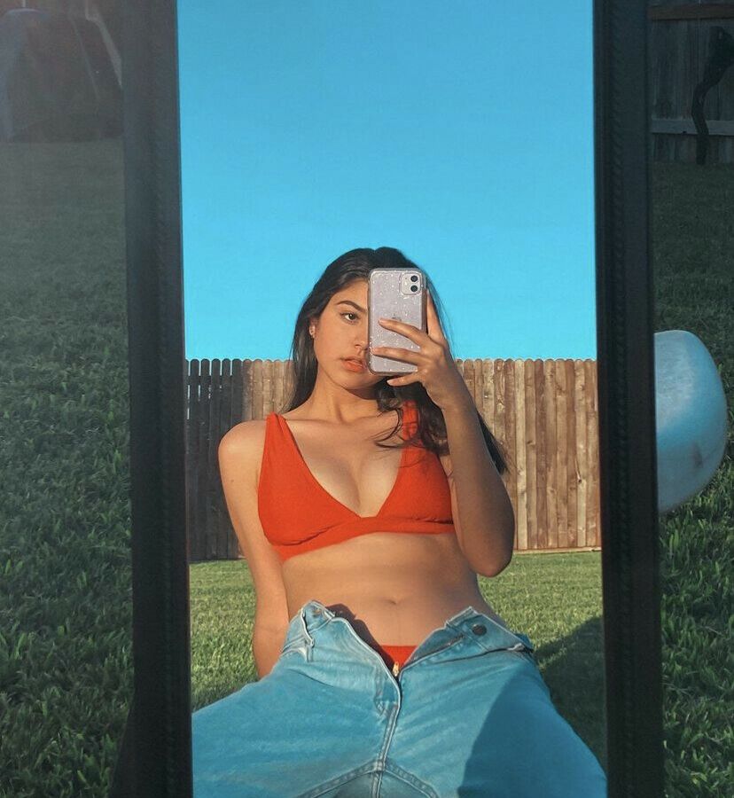 Sara Echeagaray nude #108443091