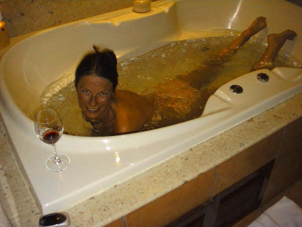 Esposa ucraniana
 #94720073