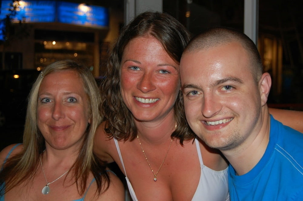 Esposa ucraniana
 #94720274