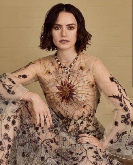 Daisy ridley cum museum
 #81867137