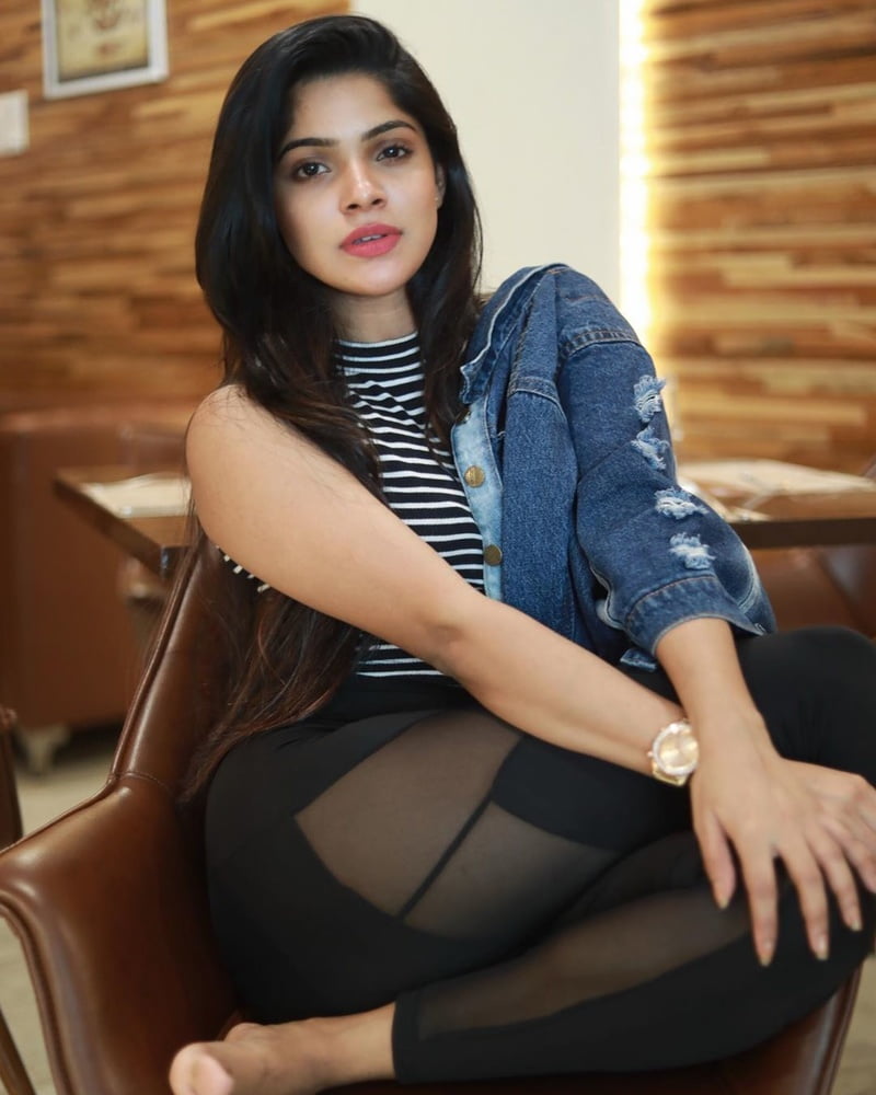 Divya Bharathi #80215794