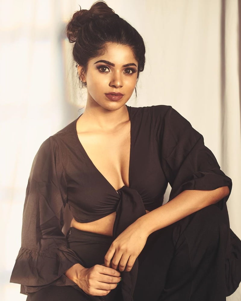 Divya Bharathi #80215876