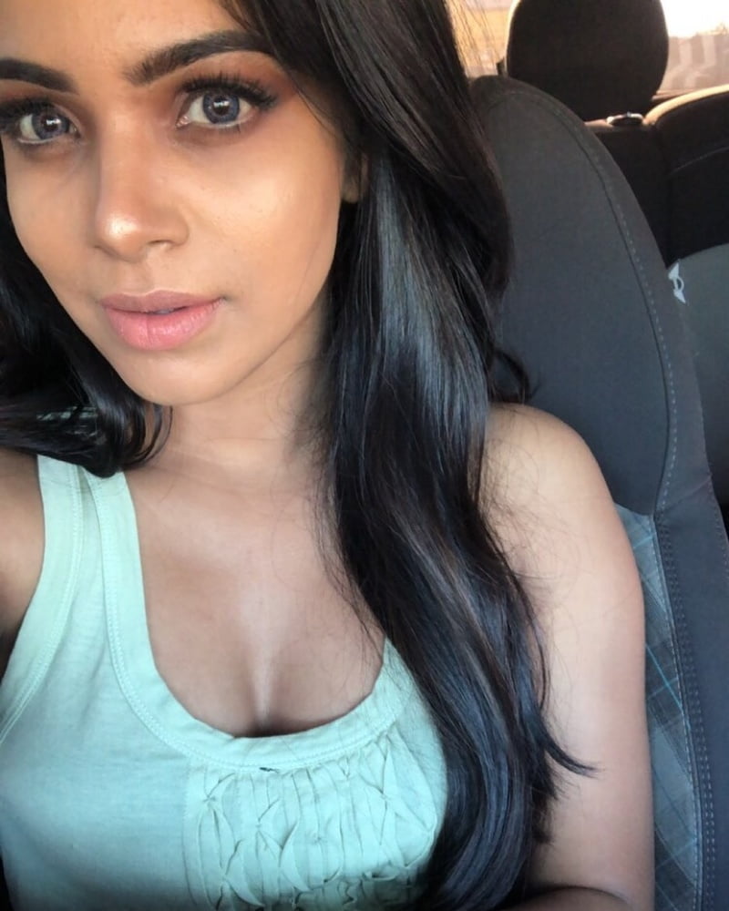 Divya Bharathi #80215962