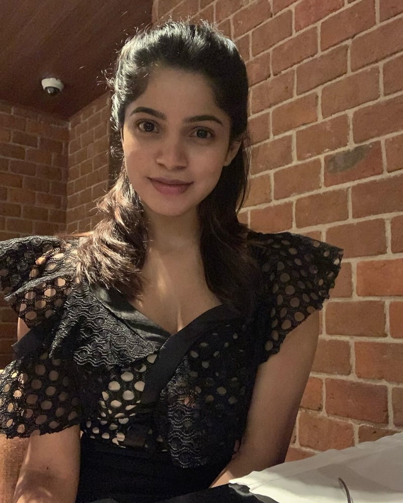 Divya Bharathi #80215983