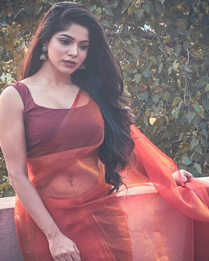 Divya Bharathi #80215995