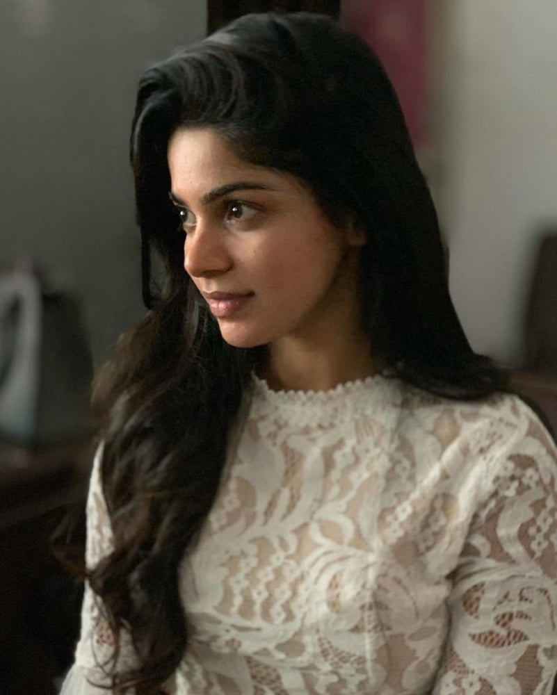 Divya Bharathi #80216092