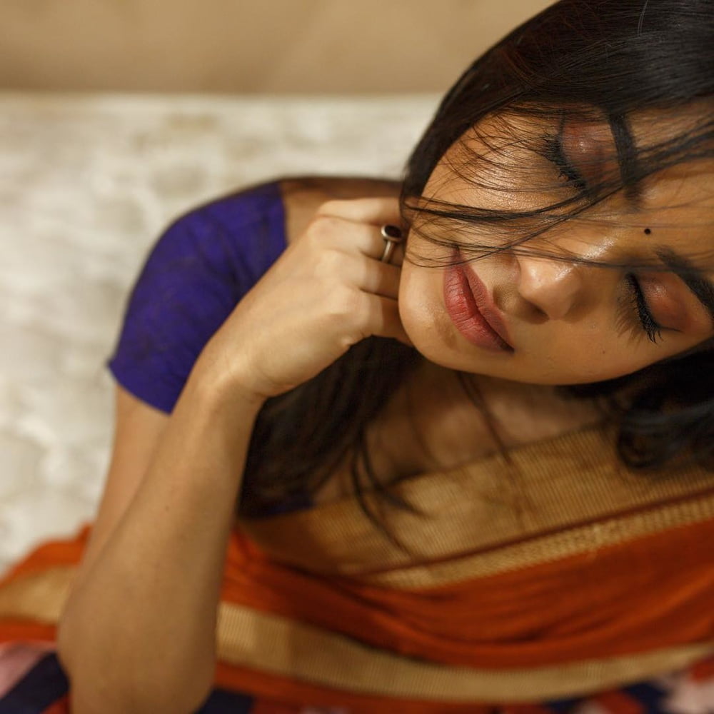 Divya Bharathi #80216154