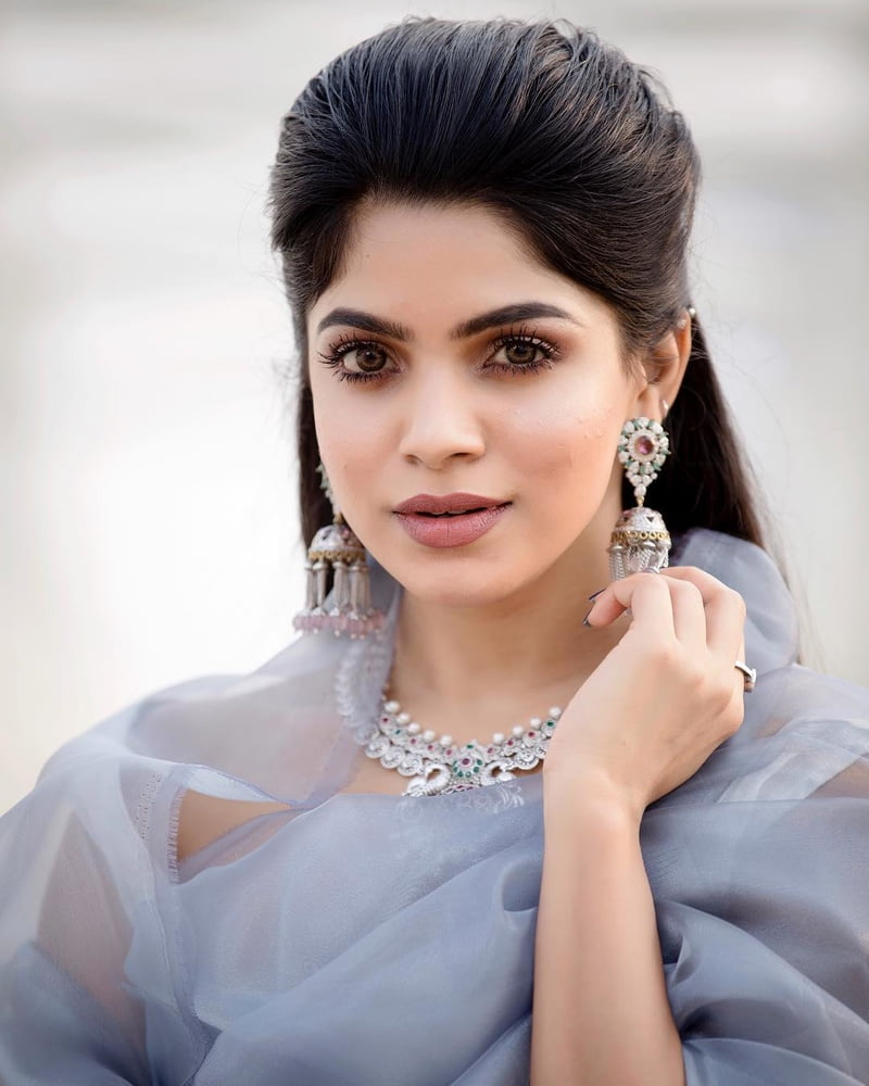 Divya Bharathi #80216181