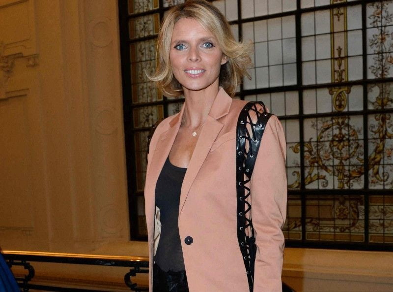 Sylvie tellier
 #94257487