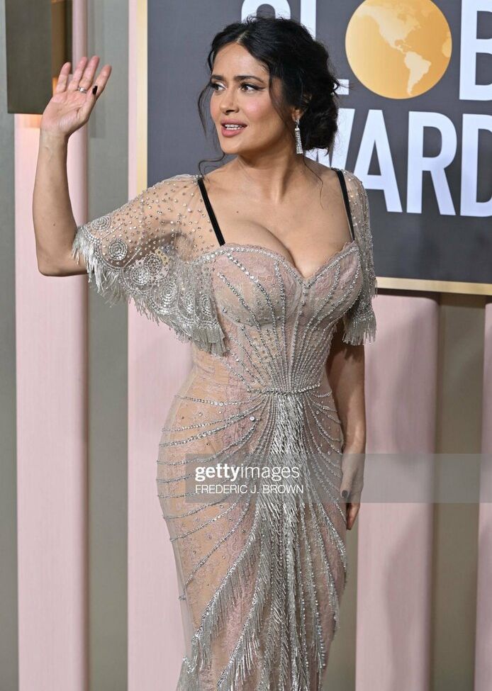 Salma Hayek nude #107800216