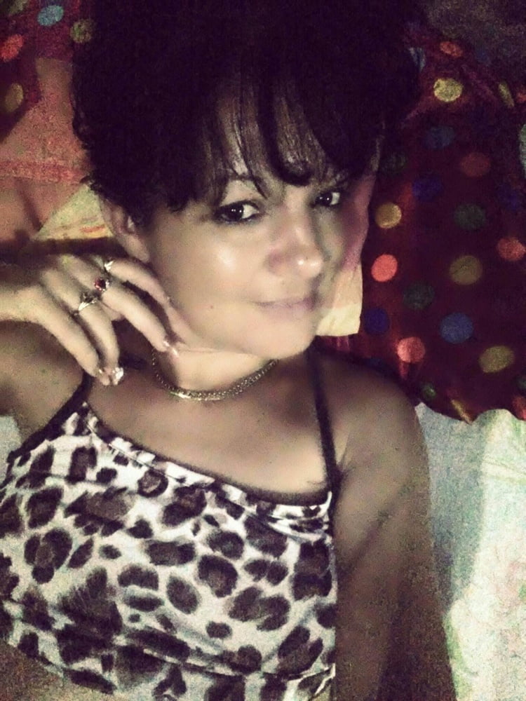 Leidys Gonzalez de HOLGUIN #80683766