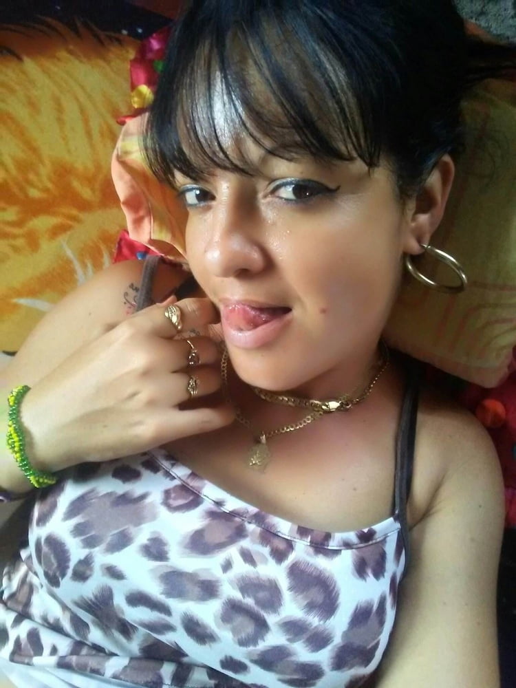 Leidys Gonzalez de HOLGUIN #80683793