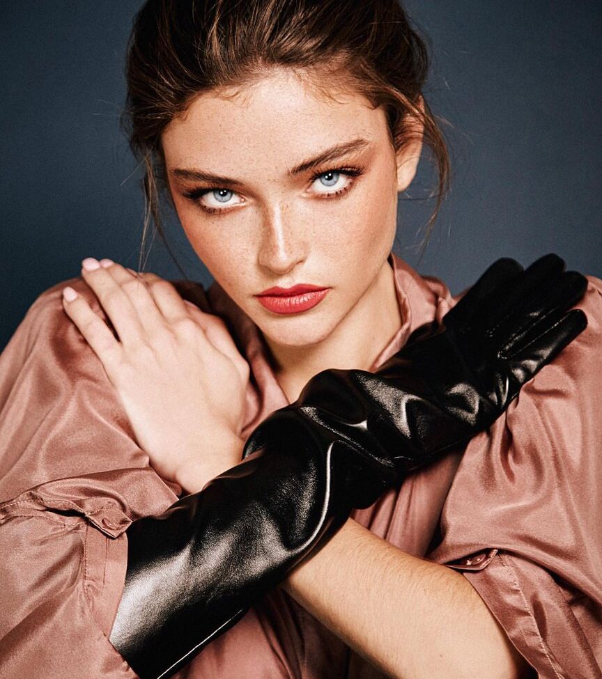 Sydney Melman desnuda #108126808