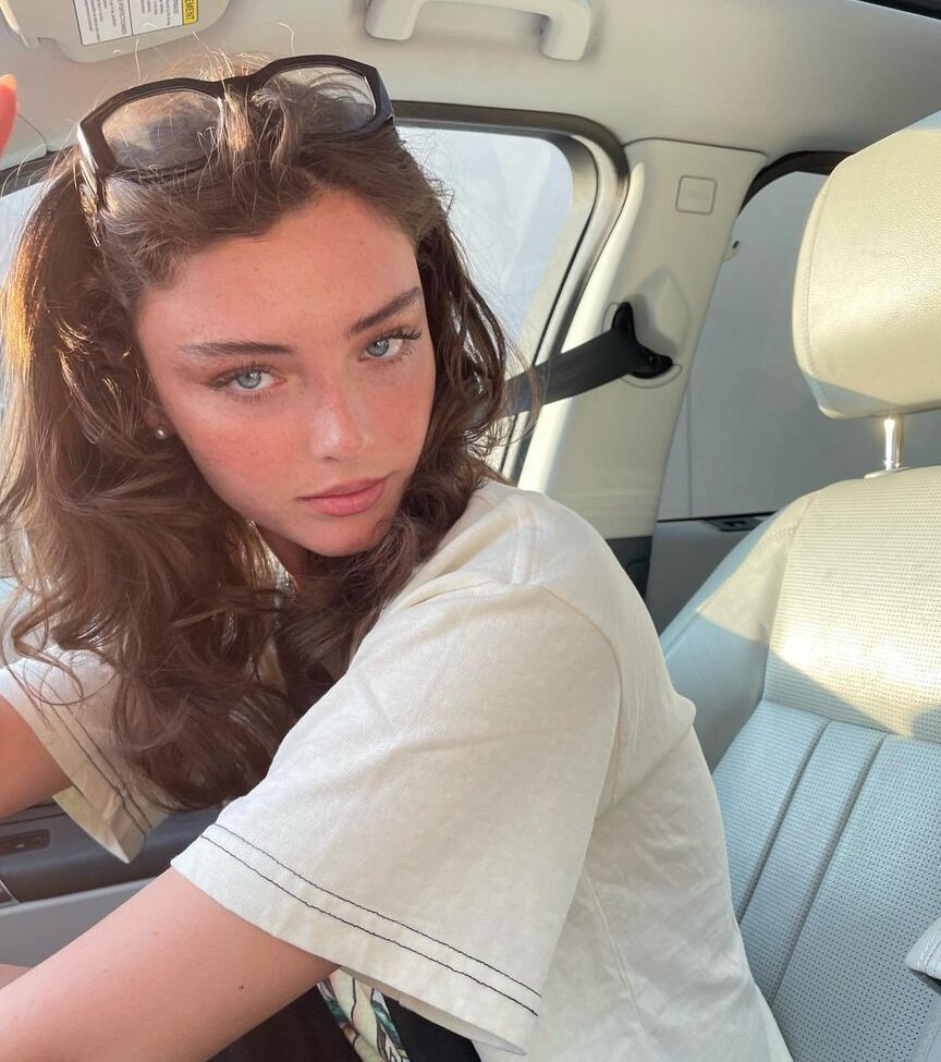 Sydney Melman desnuda #108126812