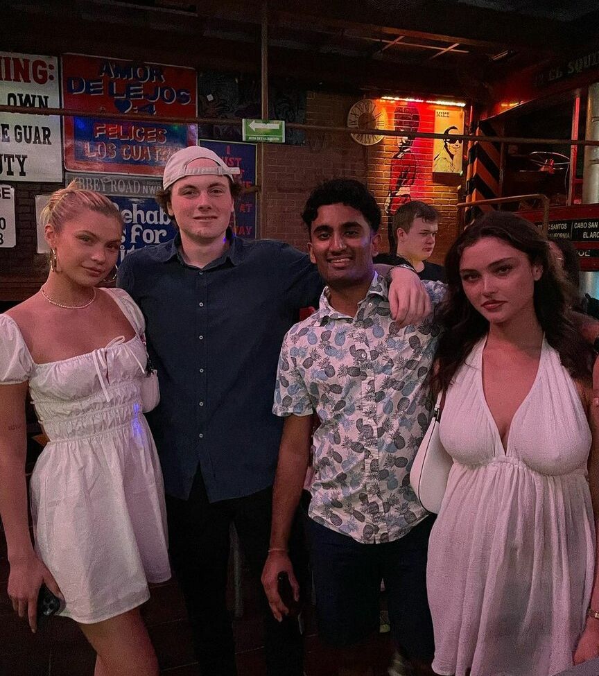 Sydney Melman desnuda #108126853