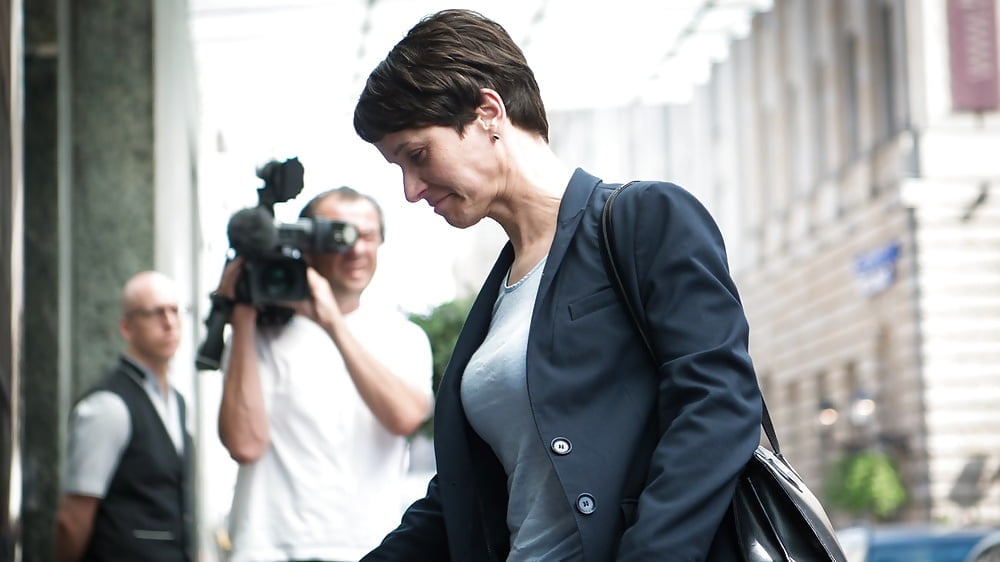 ダイ・ゲバ・フロイデ・フルーク
 #91491379