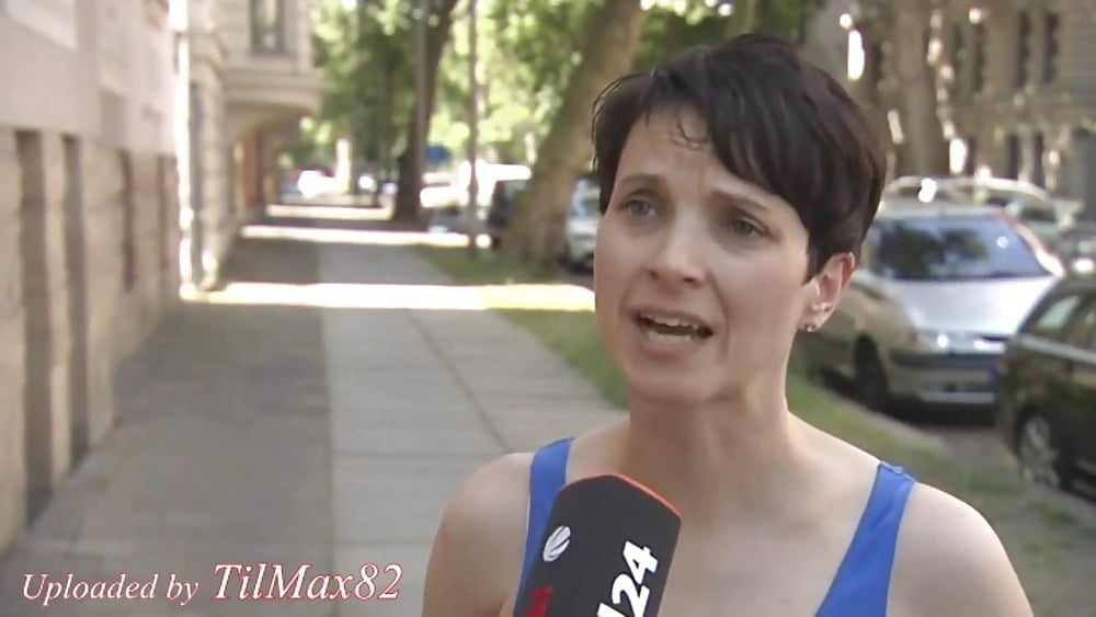 Die gebaerfreudige frauke
 #91491382