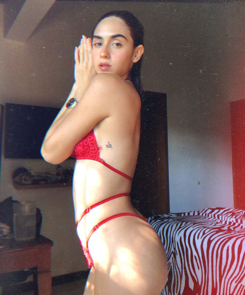 Maria Helena Ruiz desnuda #108229652