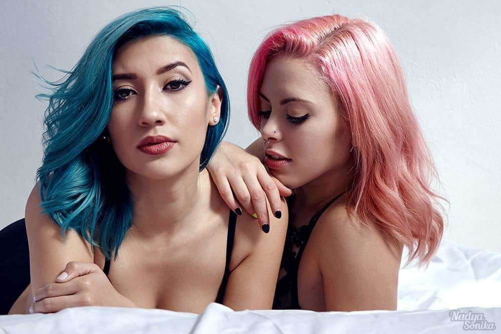 セクシーな女性たち V13
 #99856214