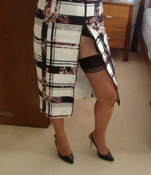 Elegante vestido de la señora
 #102316601