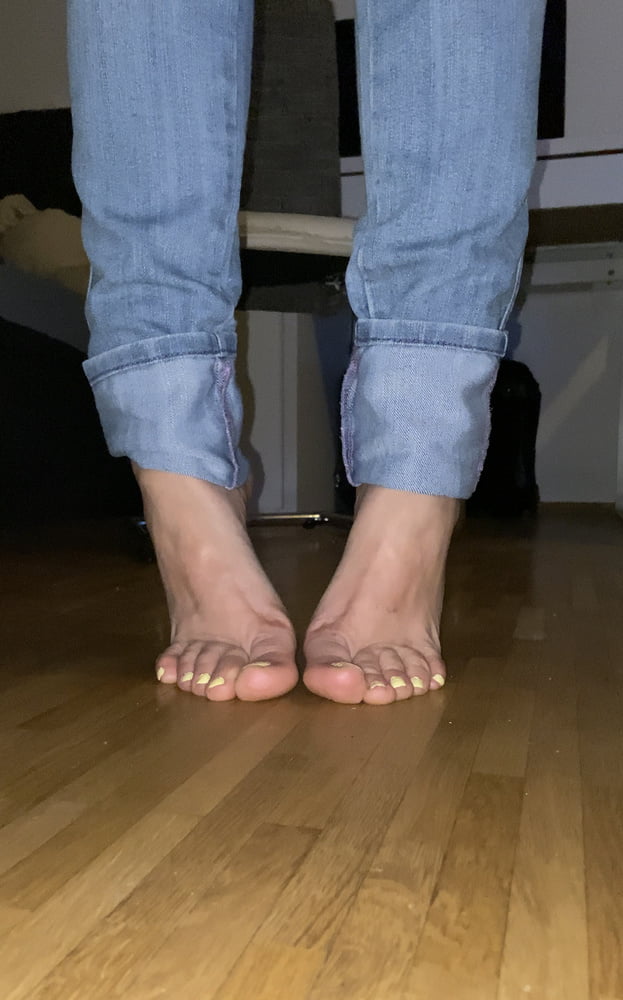 Mes pieds qui puent :)
 #96707426